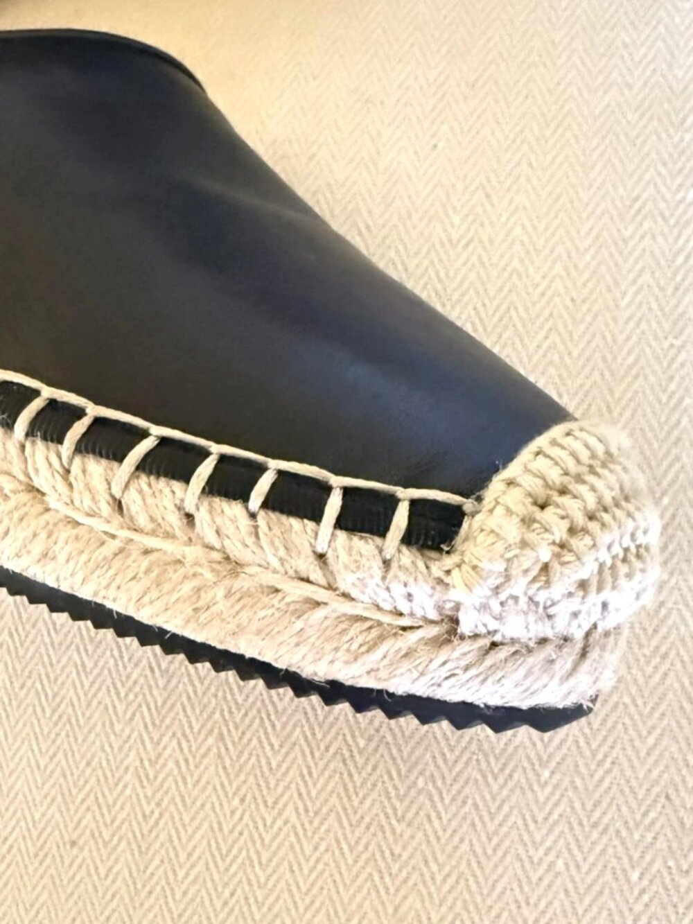 DKNY Mallandra Women's Black Leather Slip-On Espadrille Flats Shoes Sz 8 US NWT - Picture 6 of 15
